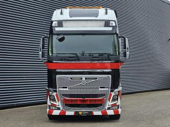 FH16.750 8x4 / 260T / RETARDER / FULL AIR